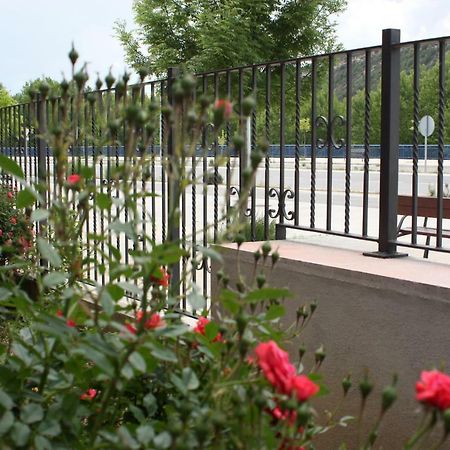 Apartamento Avenida Aínsa Екстериор снимка